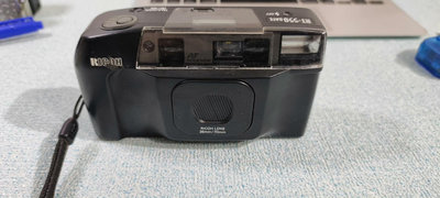 理光RT-550自動膠卷相機一個，