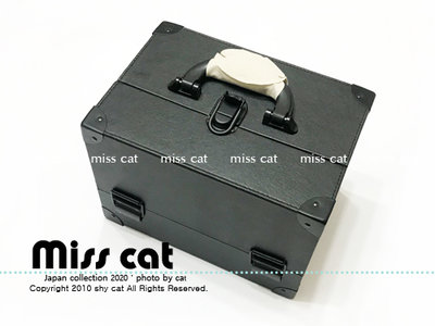 『Miss Cat 貓小姐』＊ NARS ISSIST 皮革化妝箱 (無紙箱)
