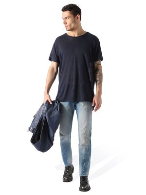 全新真品 DIESEL BUSTER 850Q 牛仔褲《TAPERED/藍標系列/大量刷破/髒汙刷舊》
