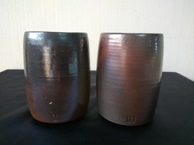 《茁壯啟業 》茶杯 柴燒茶杯（直筒杯）一組2只 吳金維 6.3 x 6.3 x 8.7 K327