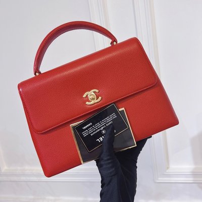 Chanel vintage紅金荔枝皮Kelly 手提包。尺寸25cm，小巧可愛。卡標齊，這尺寸很少 基本都是30cm的。成色很好