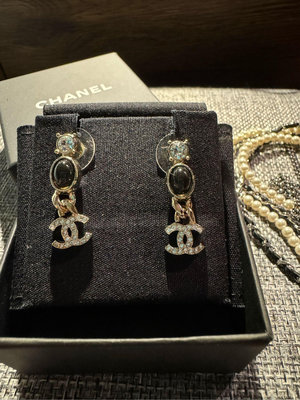 Chanel 雙C logo 全新 水鑽 貓眼石 吊墜式 經典 耳環