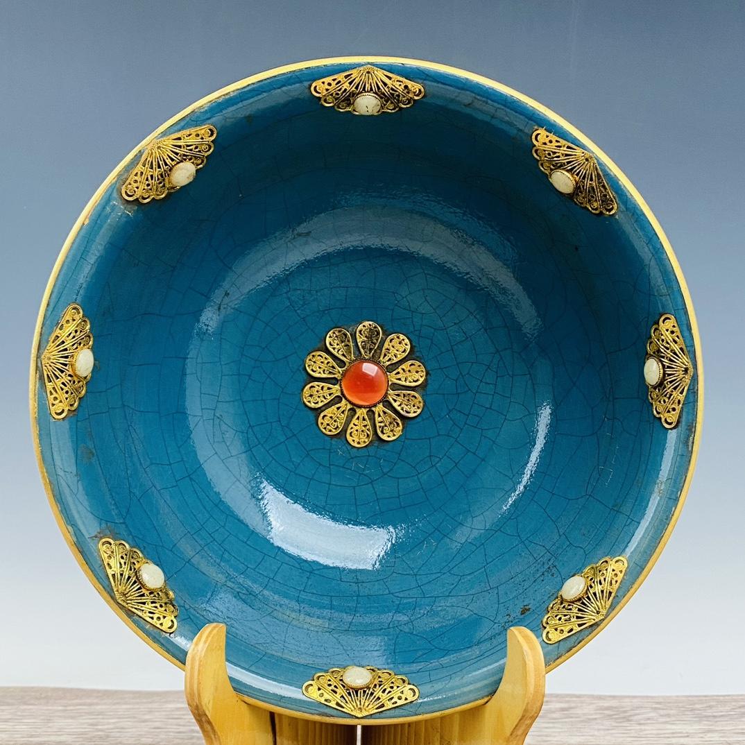 大周柴窯鑲金寶石碗，高9.5厘米，直徑24厘米，編號2008150240 官 