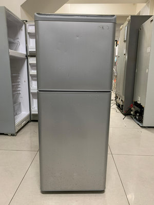 [中古] 東芝 137L 雙門冰箱 小雙門冰箱 修冰箱 修理冰箱 維修冰箱 充冷煤 台中大里二手冰箱 台中大里中古冰箱