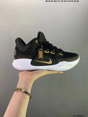 【777運動館】【777運動館】耐克 Nike Hyperdunk X Low 黑金曼巴 防滑耐磨