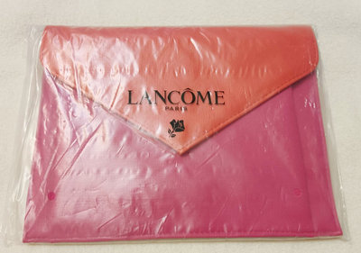 《LANCOME 蘭蔻》法式經典桃紅撞色化妝包 萬用包 手拿包