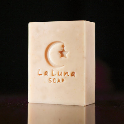 愛月玫瑰花皂《愛月手工皂坊 LaLuna Handmade Soap》