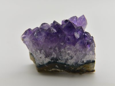 《原礦專區》天然紫水晶晶簇  45.2公克(1) 桌上型小擺件
