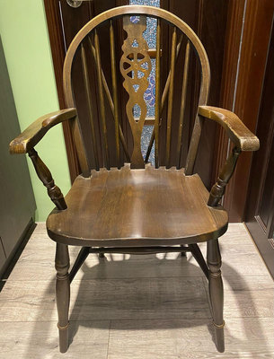 古典老件英國扶手溫莎椅 （物品在新北紅樹林區，需自取）