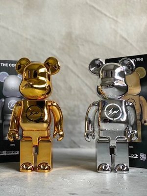 【風口潮流】BE@RBRICK x FRAGMENT 400%金色銀色閃電熊兩件組＊金色或銀色。X10101