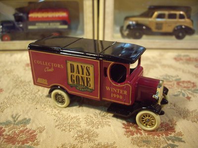 歐洲古物時尚雜貨 英國Days Gone Lledo模型汽車 紅色  43003 金屬模型車 擺飾品