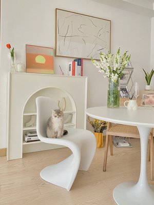 北歐簡約潘東椅設計師ins奶油風餐桌椅子創意臥室靠背化妝凳家用