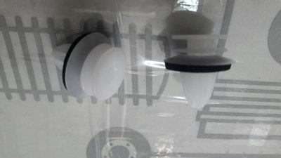 台中bbcar BENZ W204  車門門板扣子白色含墊片3層原廠