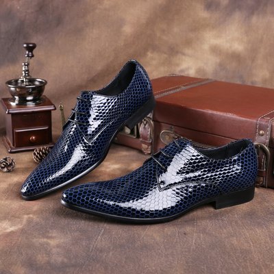 皮鞋 馬丁靴 商務流行新款潮流藍色皮鞋男歐版英倫尖頭頭層牛皮男士單鞋子正裝商務男鞋