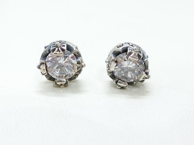 泰國銀飾－925純銀－11mm皇冠造型鋯石純銀耳環－耳針式耳環【QQ小咪】