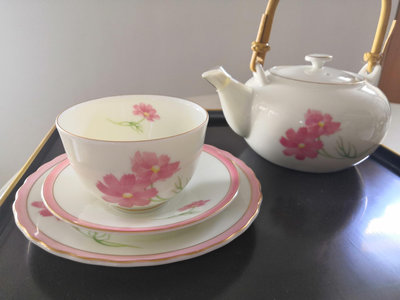 日本光峰，十月格桑花茶具，茶杯薄胎透光性很好，粉色系茶具套裝