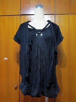 二手) TOTEM 民俗風黑色短袖上衣(G119)