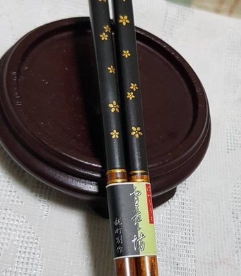 龍町別作天然竹筷 櫻花圖案 和風高雅細緻 附黑色燈心絨套子 三星貴賓紀念品