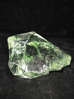 D0140_1  火山琉璃原礦 海水綠 (2kg)  長20cm寬14cm高6cm 天然藍綠色火山琉璃原石