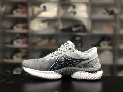 ASICS亞瑟士 GEL-NIMBUS 22男女緩震保護跑步鞋1012A587-702