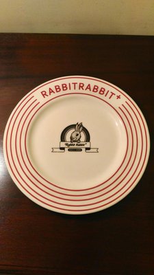 老件收藏~經典2009年絕版大同瓷器RABBIT RABBIT圓型瓷盤 餐盤 (經典款)~特價