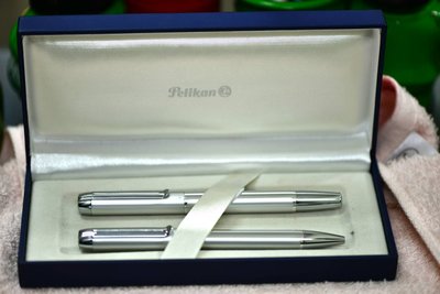 德國製  PELIKAN  GERMANY  百利金  M尖鋼筆 原子筆 對筆 附卡水