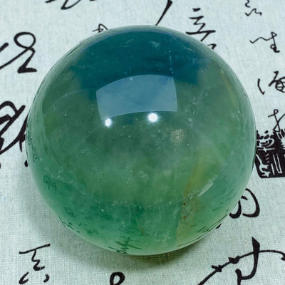 tt1095天然綠螢石水晶球擺件綠色水晶原石打磨屬木客廳辦公 水晶 原石 擺件【玲瓏軒】