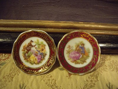 歐洲古物時尚雜貨 Limoge利摩日紅色情侶迷你小碟盤 描金花紋邊 瓷盤畫 擺飾收藏品 一組2件