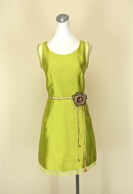 貞新 LORANZO ROMANZA 品牌 螢光綠圓領無袖緞面洋裝M(36號)(34259)