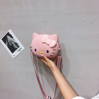 日韓風 Kitty貓 硅膠零錢包 可調節肩帶 大號收納包 手機包 可妮兔 迷你卡包 毛球 手繩 時尚收納包還不晚日用百貨-