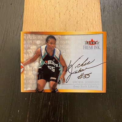 NBA 2000-01 Fleer Fresh Ink Vickie Johnson Auto 親筆簽名 籃球卡 球卡