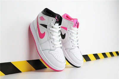 【明朝運動館】Air Jordan 1 Mid “Hyper Pink”粉紅鴛鴦 休閒運動 籃球鞋 555112-106 女鞋耐吉 愛迪達