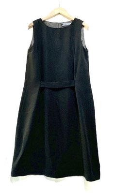 Giordano ladies 簡約修身立體剪裁連身裙 氣質背心裙洋裝 vogue