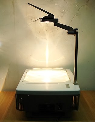 @【小劉二手家電】日本製EIKI透明片投影機,300W,24V,雙燈泡,OHP-3200型