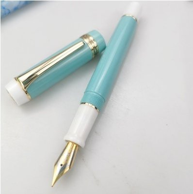 【上品名筆工藝坊】(拼色藍) KAIGELU凱格露 新款#316 大豆總成通用 大明尖 銥金鋼筆
