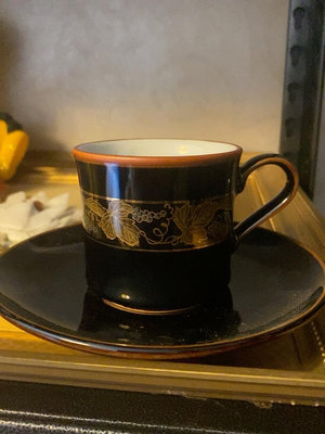 九谷幸仙咖啡杯馬克杯茶杯 葡萄描金很大氣高貴 碟是黑色釉青花