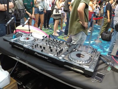 PIONEER DJ  CDJ2000NXS DJM900NXS器材出租 租賃 RANE混音器出租、DJ控制器出租、TECHNICS黑膠唱盤出租