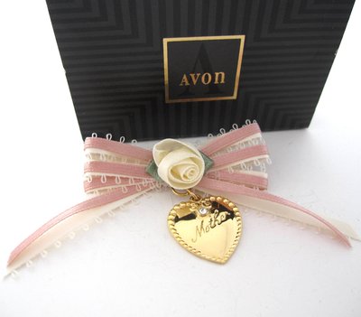 【戴大花2】經典【Avon】1994 Ribbon &amp; Hearts 玫瑰 蝴蝶結 緞帶 母親節 金愛心 別針 #B60