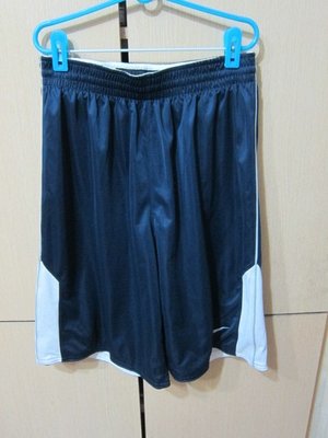 衣市藍~NIKE Basketball DRI-FIT 雙面穿運動短褲 (L/G/G~175/80A~)(220915)