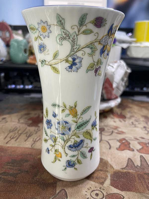 #客廳家居擺件 Minton明頓，藍色哈頓莊園花瓶，Hadd
