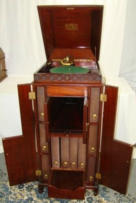 1907 VICTOR VTLA  L DOOR PHONOGRAPH骨董落地型留聲機 珍藏出讓