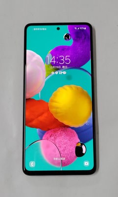 三星 Galaxy A40s 6.4吋全螢幕 型號:SM-A3051  6G/64G 系統Android 11  使用功能正常 二手 外觀九成新 已過原廠保固期