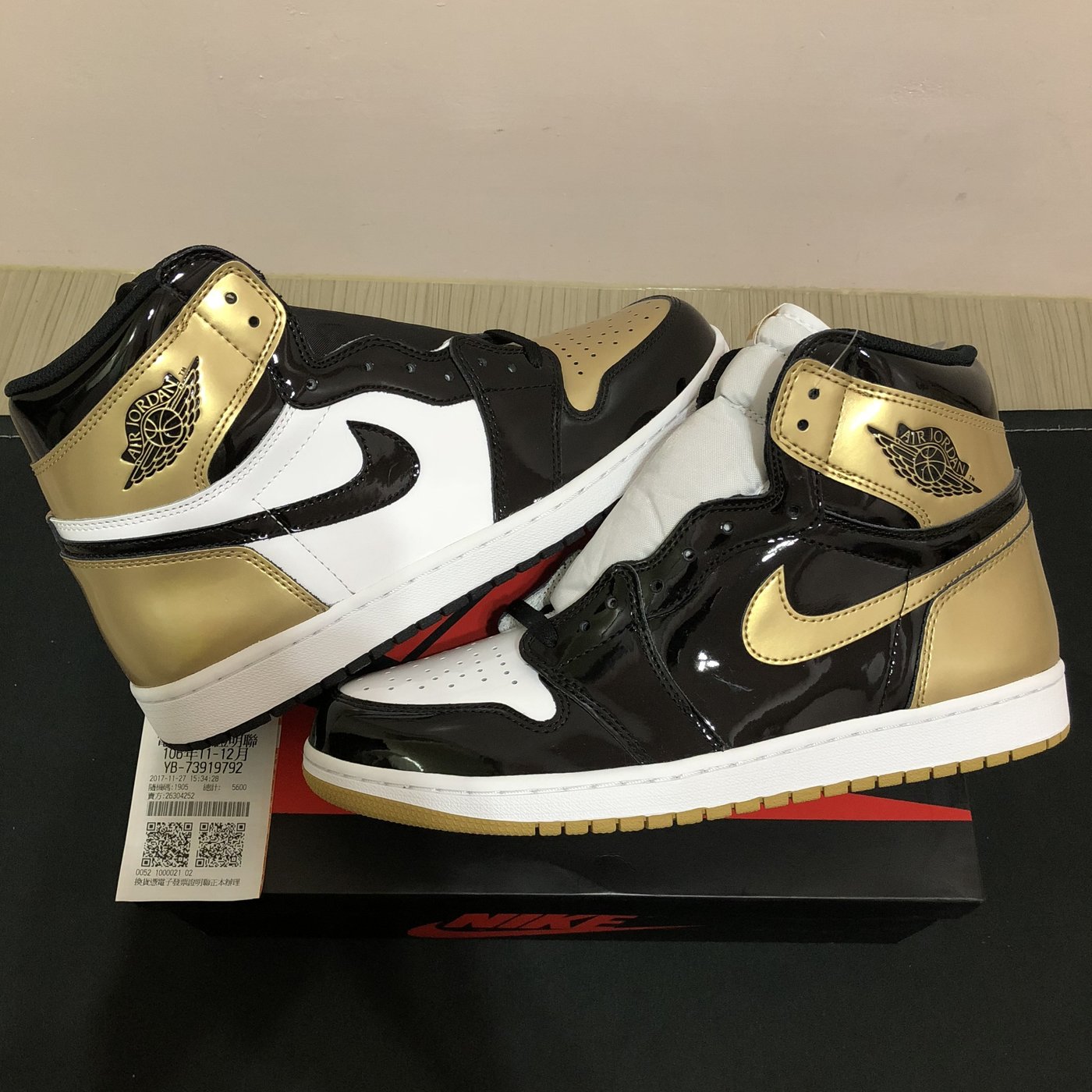 極品釋出@超限量NIKE AIR JORDAN 1 RETRO HIGH OG NRG 黑金鴛鴦黃金