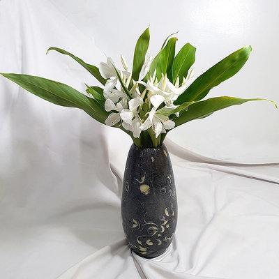 早期花東玉石花瓶，長型花器