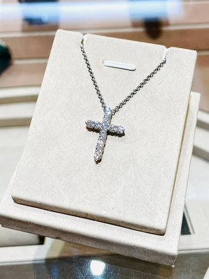 【北林流當品】天然鑽石 鑽石項鍊 白金鑽石項鍊 0.10ct 11顆小鑽 聖十字架造型 18K白金材質鍊帶
