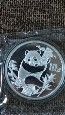 保真-1987年熊貓1盎司銀幣（送紅盒）保存的非常好