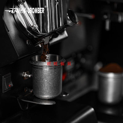 新品咖啡機配件MHW-3BOMBER轟炸機咖啡接粉杯 58mm手柄通用意式磨豆機倒扣接粉器旺旺仙貝