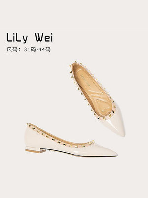 Lily Wei今年新款鉚釘尖頭大碼韓版平底鞋小香風漆皮平底百搭單鞋-麵包の店