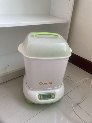 Combi 康貝 微電腦高效烘乾 奶瓶 消毒鍋