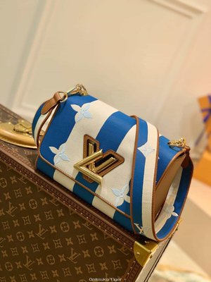 二手Louis Vuitton LV Twist MM bag 藍白條紋 單肩斜跨M57659